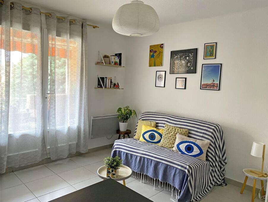 Appartement Joli Studio A 6 Min A Pied De La Plage à Sanary-sur-Mer Extérieur photo